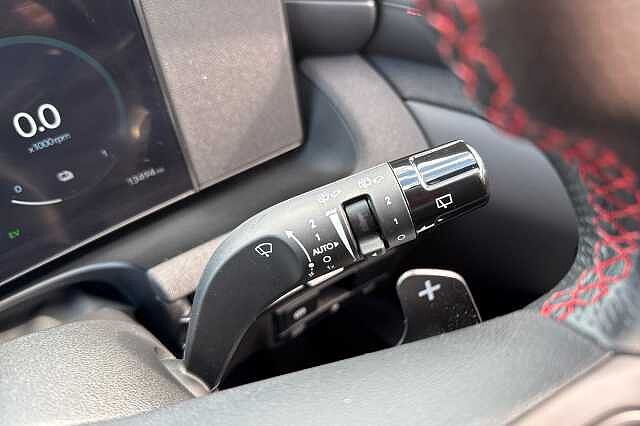 Hyundai TUCSON 1.6T Hybrid N Line S 5dr Auto Atlas White