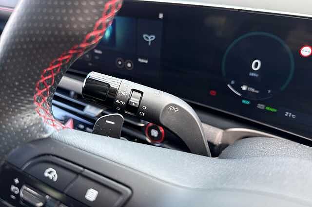 Hyundai TUCSON 1.6T Hybrid N Line S 5dr Auto Atlas White