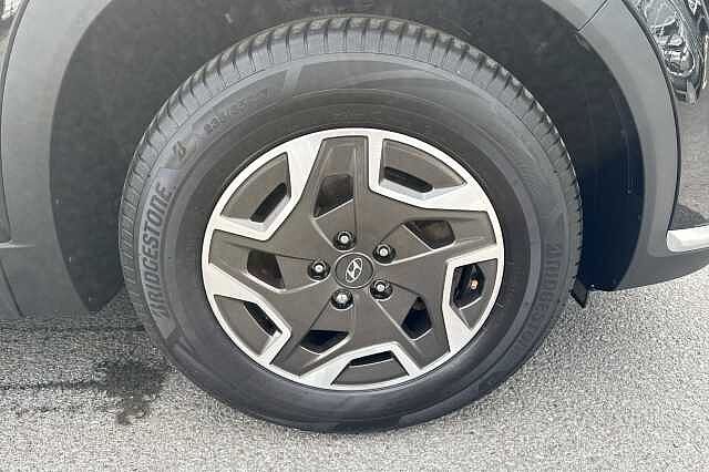 Hyundai SANTA FE 1.6 TGDi Hybrid Premium 5dr Auto Abyss Black