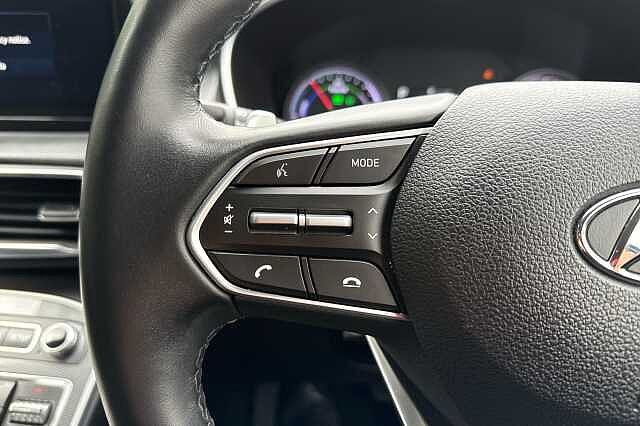 Hyundai SANTA FE 1.6 TGDi Hybrid Premium 5dr Auto Abyss Black