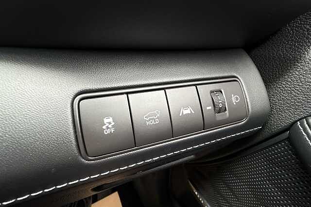 Hyundai SANTA FE 1.6 TGDi Hybrid Premium 5dr Auto Abyss Black