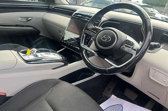 Hyundai TUCSON 1.6 TGDi Hybrid 230 Premium 5dr 2WD Auto Sunset Red