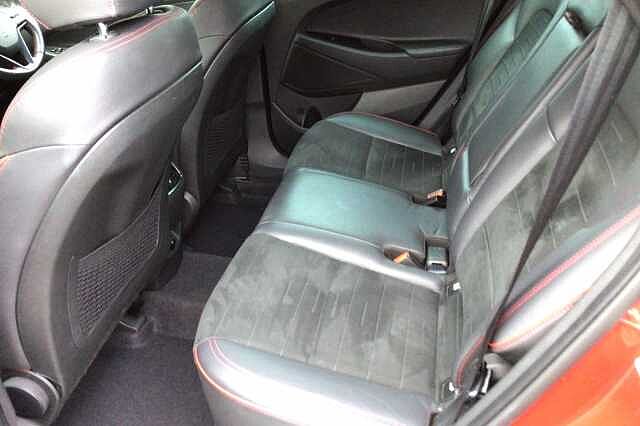 Hyundai TUCSON 1.6 CRDi 48V MHD 136 N Line 5dr 2WD DCT Fiery Red