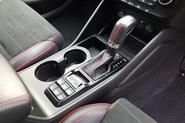 Hyundai TUCSON 1.6 CRDi 48V MHD 136 N Line 5dr 2WD DCT Fiery Red