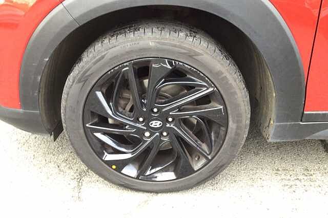 Hyundai TUCSON 1.6 CRDi 48V MHD 136 N Line 5dr 2WD DCT Fiery Red