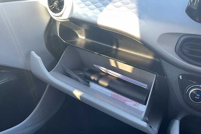 Hyundai I10 1.2 [79] Premium 5dr Auto [Nav] Meta Blue Pearl