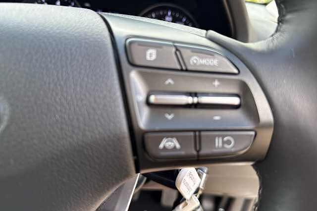 Hyundai i30 T-GDI SE CONNECT MHEV