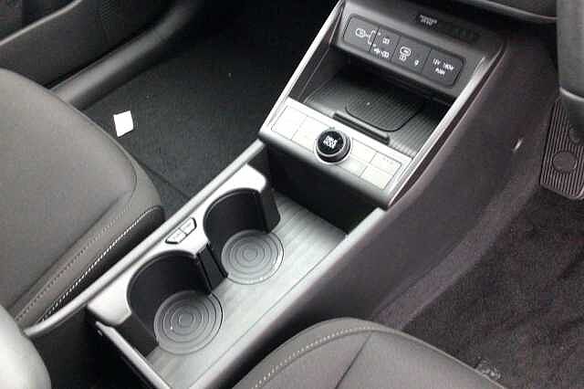Hyundai KONA ADVANCE Engine Red