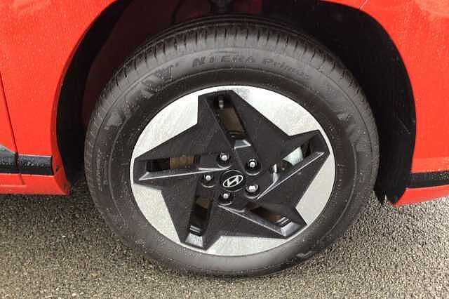 Hyundai KONA ADVANCE Engine Red