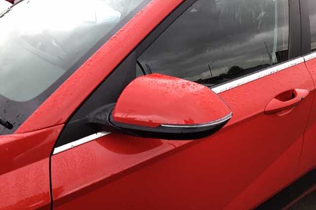 Hyundai KONA ADVANCE Engine Red
