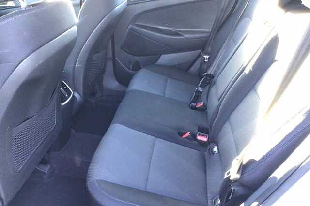Hyundai TUCSON 1.6 GDi S Connect 5dr 2WD White