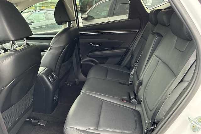 Hyundai TUCSON 1.6 TGDi Plug-in Hybrid Ultimate 5dr 4WD Auto White