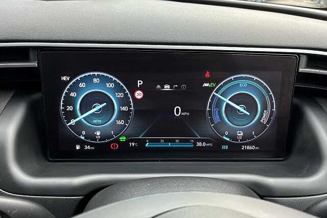 Hyundai TUCSON 1.6 TGDi Plug-in Hybrid Ultimate 5dr 4WD Auto White