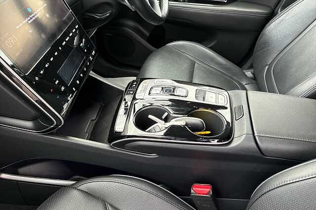 Hyundai TUCSON 1.6 TGDi Plug-in Hybrid Ultimate 5dr 4WD Auto White