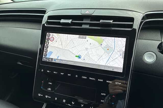 Hyundai TUCSON 1.6 TGDi Plug-in Hybrid Ultimate 5dr 4WD Auto White