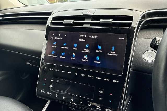 Hyundai TUCSON 1.6 TGDi Plug-in Hybrid Ultimate 5dr 4WD Auto White