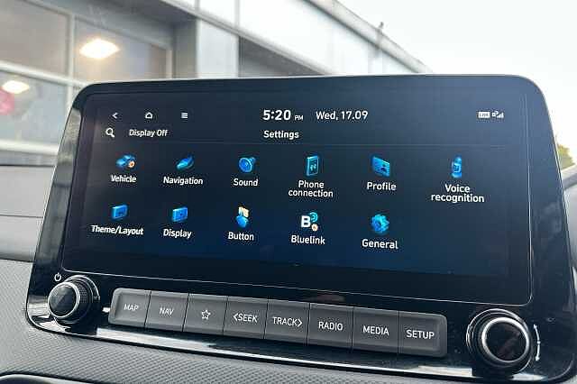 Hyundai KONA 1.6 GDi Hybrid Premium 5dr DCT Black