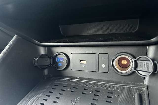 Hyundai KONA 1.6 GDi Hybrid Premium 5dr DCT Black