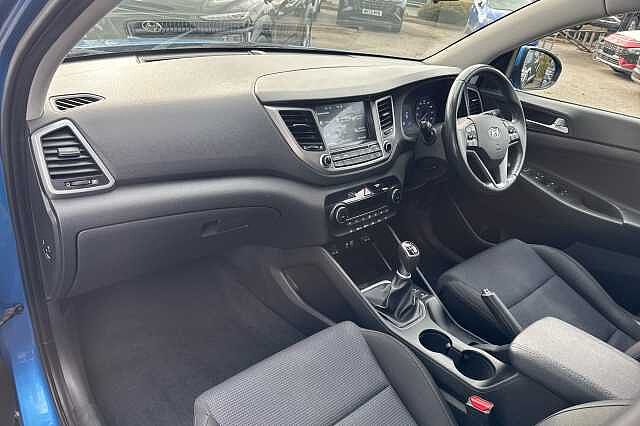 Hyundai TUCSON 1.7 CRDi Blue Drive SE Nav 5dr 2WD Blue