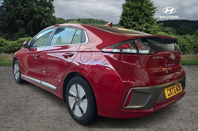 Hyundai IONIQ 1.6 GDi Hybrid Premium 5dr DCT Red