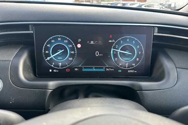 Hyundai TUCSON 1.6 TGDi 48V MHD Premium 5dr 2WD DCT Red