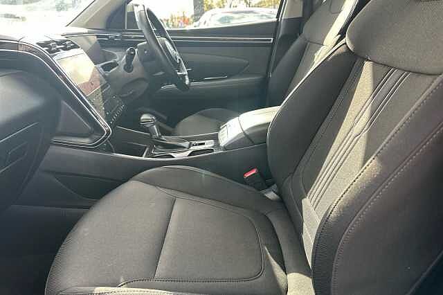 Hyundai TUCSON 1.6 TGDi 48V MHD Premium 5dr 2WD DCT Red