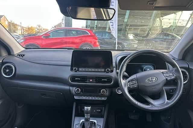 Hyundai KONA 1.6 GDi Hybrid Ultimate 5dr DCT Black