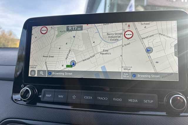 Hyundai KONA 1.6 GDi Hybrid Ultimate 5dr DCT Black