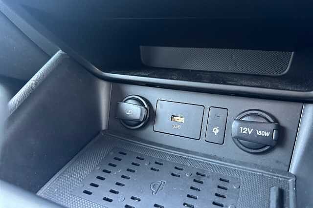 Hyundai KONA 1.6 GDi Hybrid Ultimate 5dr DCT Black