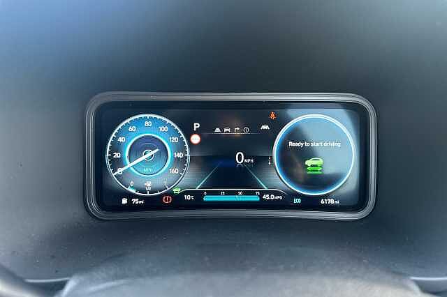 Hyundai KONA 1.6 GDi Hybrid Ultimate 5dr DCT Black