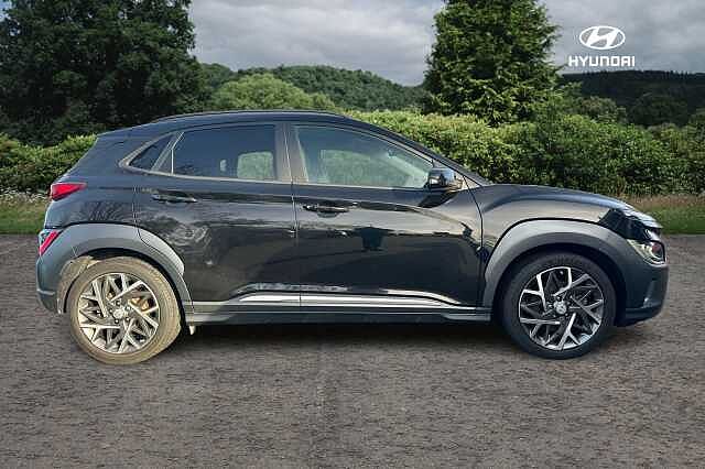 Hyundai KONA 1.6 GDi Hybrid Ultimate 5dr DCT Black