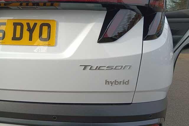 Hyundai TUCSON T-GDI ULTIMATE Atlas White
