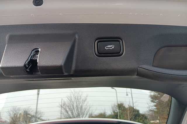Hyundai TUCSON T-GDI ULTIMATE Atlas White