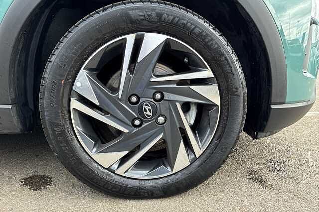 Hyundai BAYON T-GDI SE CONNECT MHEV Green