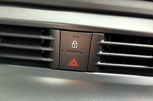 Hyundai BAYON T-GDI SE CONNECT MHEV Green