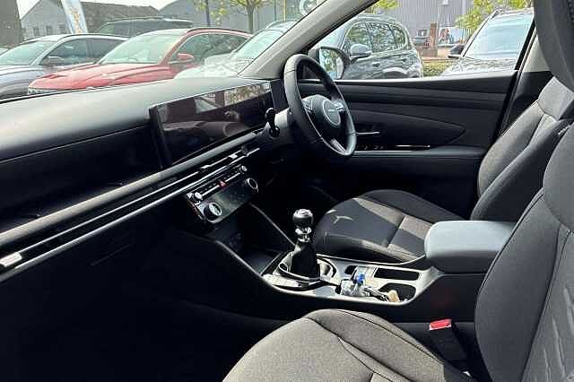 Hyundai TUCSON ADVANCE Orange