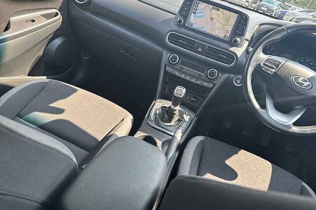 Hyundai Kona PREMIUM