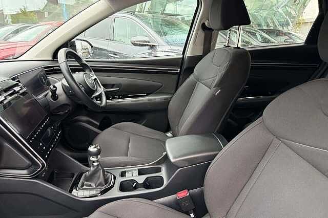 Hyundai TUCSON 1.6 TGDi SE Connect 5dr 2WD Black