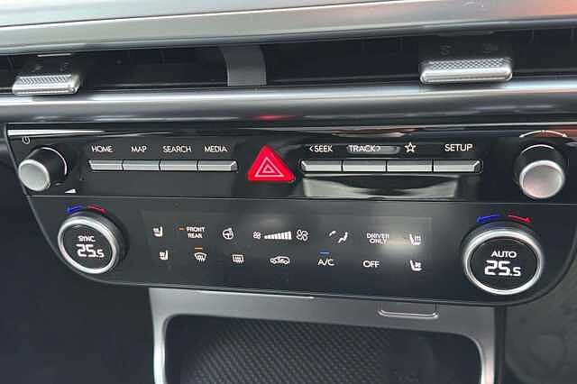 Hyundai Ioniq 9 226kW Ultimate 110kWh 5dr AWD Auto