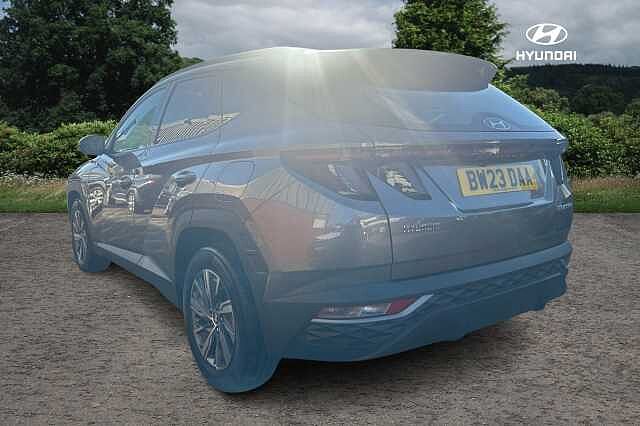 Hyundai TUCSON 1.6 TGDi 48V MHD SE Connect 5dr 2WD DCT Silky Bronze
