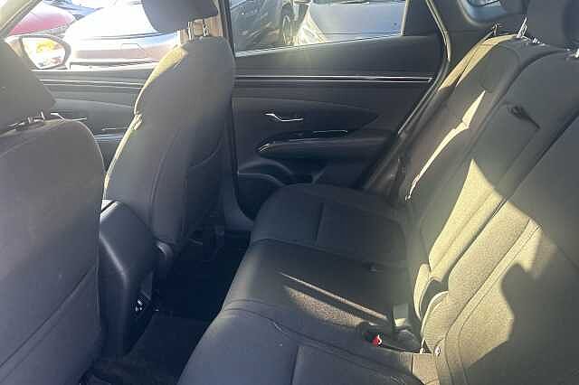 Hyundai TUCSON 1.6 TGDi 48V MHD SE Connect 5dr 2WD DCT Silky Bronze