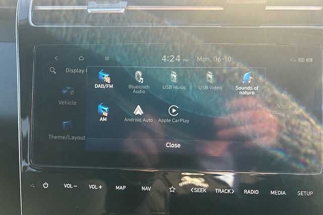 Hyundai TUCSON 1.6 TGDi 48V MHD SE Connect 5dr 2WD DCT Silky Bronze