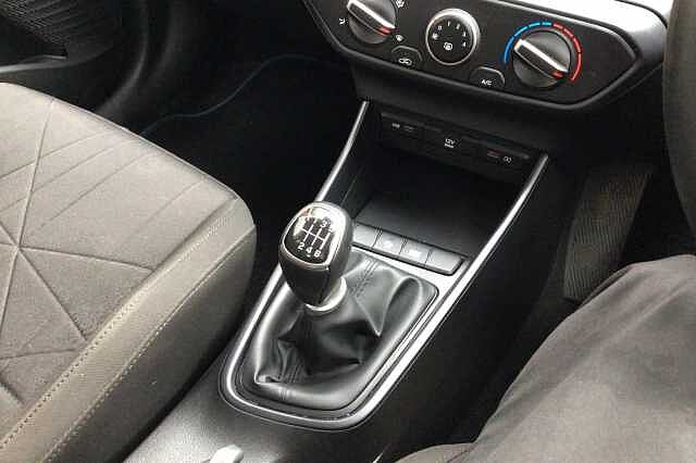 Hyundai Bayon T-GDI SE CONNECT MHEV