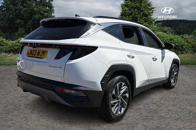 Hyundai TUCSON T-GDI PREMIUM Atlas White
