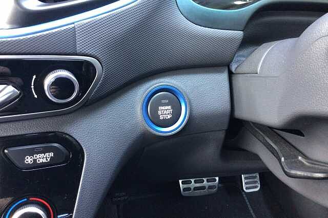 Hyundai Ioniq PREMIUM SE MHEV