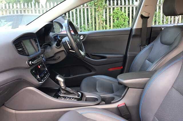 Hyundai Ioniq PREMIUM SE MHEV