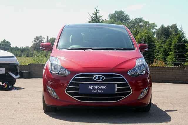 Hyundai IX20 1.4 Premium Blue Drive 5 Door Fiery Red