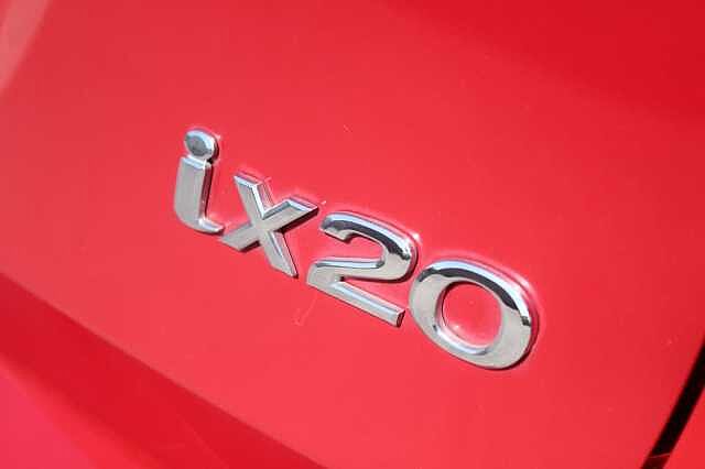 Hyundai IX20 1.4 Premium Blue Drive 5 Door Fiery Red