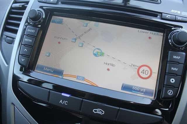 Hyundai IX20 1.4 Premium Blue Drive 5 Door Fiery Red