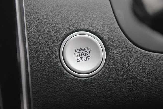 Hyundai TUCSON 1.6 TGDi Plug-in Hybrid Premium 5dr 4WD Auto Sunset Red